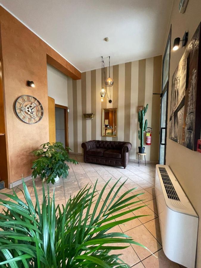 Hotel Arda Fiorenzuola Fiorenzuola dʼArda المظهر الخارجي الصورة