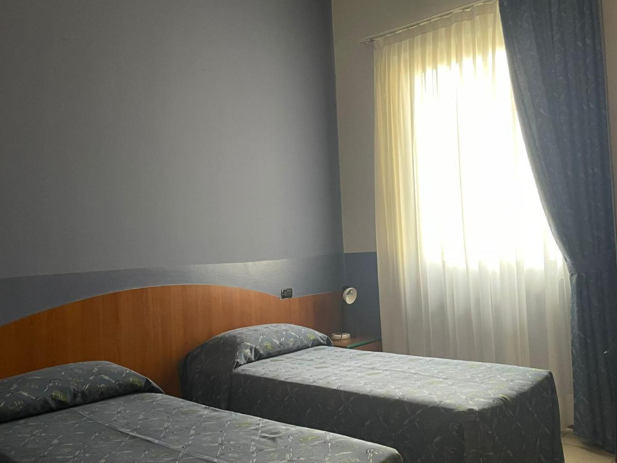 Hotel Arda Fiorenzuola Fiorenzuola dʼArda المظهر الخارجي الصورة